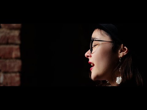 petra tut vino isuse